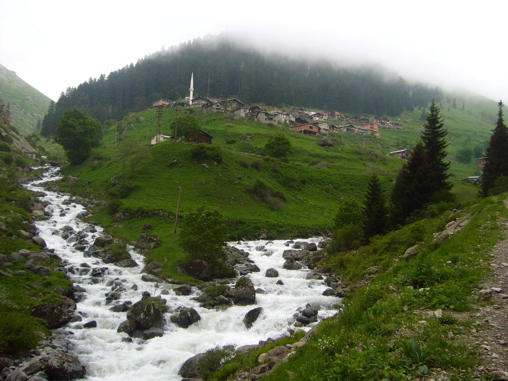 Yedigoller Hotel & Restaurant Uzungöl Eksteriør bilde
